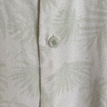 Load image into Gallery viewer, Silk & Cotton Green Palm Floral Button Up Shirt Short Sleeve Pocket Men's XL