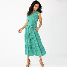 Load image into Gallery viewer, Kelly Green Floral Farmhouse Maxi Dress With Pockets and Belt Women's Size Small