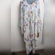 Load image into Gallery viewer, Fairycore Floral Lightweight Sheer Kimono Cardigan Women's S/M