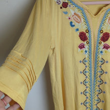 Load image into Gallery viewer, LIV Los Angeles Anthropologie Embroidered Yellow Women's Medium