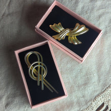 Load image into Gallery viewer, Vintage Signed Brooch Set – Gerry & Sarah Coventry Gold Tone Costume Jewelry