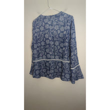 Load image into Gallery viewer, Fairycore Lightweight Chambray Pullover Top Bell Sleeves Women's L