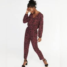 Load image into Gallery viewer, NWT Burgundy & Black Jumper Drawstring Elastic Waist Pockets Women's Small