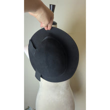 Load image into Gallery viewer, Vintage 50's/60's Old Hollywood 100% Wool Lancaster Retro Hat