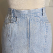 Load image into Gallery viewer, Vintage 80's Bleach Lightwash Denim Pleated Pencil Skirt Women's Size 9/10*