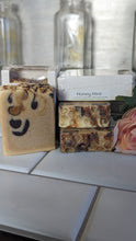 Load image into Gallery viewer, Honey Hive Goat Milk Oats & Honey 4.5 oz Bar of Soap Unscented