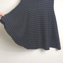 Load image into Gallery viewer, Academia Plaid Fit & Flare Skirt Women's Size S/M