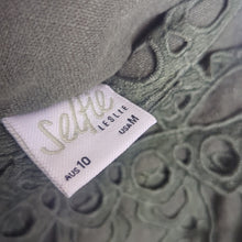 Load image into Gallery viewer, Dinah Crochet Overlay Skirt Khaki Green Women's Size 10