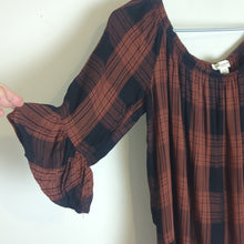 Load image into Gallery viewer, Boho Rustic Western Ruffled Plaid Pullover Top Women's Size Large
