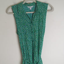 Load image into Gallery viewer, Kelly Green Floral Farmhouse Maxi Dress With Pockets and Belt Women's Size Small