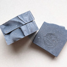 Load image into Gallery viewer, Musk Tallow Detox Handcrafted Soap Bar Body Bar 4.5 oz Coconut Milk Sandalwood Blend Essential Oils