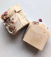 Load image into Gallery viewer, Linen- Coconut Milk Soap 4.5 oz Bar with Butterfly Pea Flower Tea Lavender & Lemon Eucaplytus