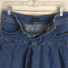 Load image into Gallery viewer, Preppy-Goth Denim Tennis Mini Skirt Pleated Pockets Size Medium
