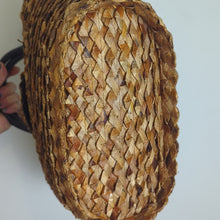 Load image into Gallery viewer, Vtg Natural Wicker Straw Woven Handbag Tote Wooden Pineapple Double Wooden Handle
