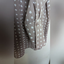 Load image into Gallery viewer, Pale Pink &amp; White Feminine Polkadot Blouse Women&#39;s size Medium
