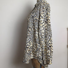 Load image into Gallery viewer, Vintage Boho Silk Animal Print Blouse Women's Medium Oversized
