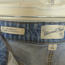 Load image into Gallery viewer, Retro Utility Streetwear High-rise Wide Straight Leg Raw Hem Jeans 6R
