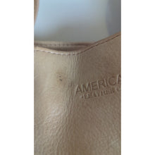 Load image into Gallery viewer, Minimalist American Leather Triple Entry Crossbody Bag Travel
