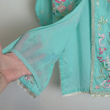 Load image into Gallery viewer, J. Girls Pakistan Kimono Jacket Embroidered With Fringe Girls Size 7/8
