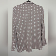 Load image into Gallery viewer, Pale Pink &amp; White Feminine Polkadot Blouse Women&#39;s size Medium
