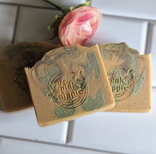 Load image into Gallery viewer, New Design Bigger Size!Lime Coconut Cream-4.5 Luxury Soap Bar- Fresh Lime Essential Oil
