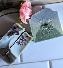 Load image into Gallery viewer, Pine Peak 4.5 oz Goat Milk  Bar of Soap- Essential Oils Fir Needle, Citronella, Geranium
