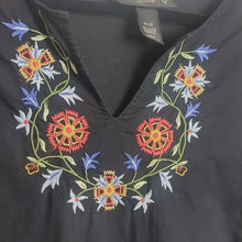 Load image into Gallery viewer, Boho Embroidered Pullover Tunic Top 3/4 Sleeves Women&#39;s Size 18/20
