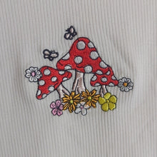 Load image into Gallery viewer, 🍄Mushroom Floral Butterfly Pullover  Top Size XL
