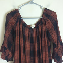 Load image into Gallery viewer, Boho Rustic Western Ruffled Plaid Pullover Top Women's Size Large
