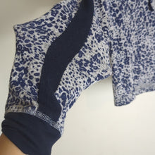 Load image into Gallery viewer, Y2kChampion So Soft Knit Blue Animal Print Loungewear Crop
