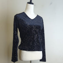 Load image into Gallery viewer, Vintage 90's / Y2K Black Velvet Top Silver Shimmer Women's MP

