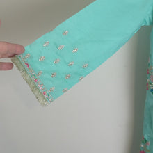 Load image into Gallery viewer, J. Girls Pakistan Kimono Jacket Embroidered With Fringe Girls Size 7/8
