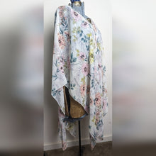 Load image into Gallery viewer, Fairycore Floral Lightweight Sheer Kimono Cardigan Women's S/M
