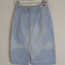 Load image into Gallery viewer, Vintage 80's Bleach Lightwash Denim Pleated Pencil Skirt Women's Size 9/10*
