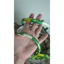 Load image into Gallery viewer, Vintage 70's Hippie Floral Vinyl Tote Bag Handbag Medium
