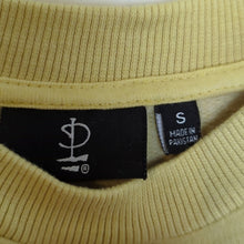 Load image into Gallery viewer, Pink Floyd Art to Wear Long Sleeve Pullover Sweatshirt Womens Small
