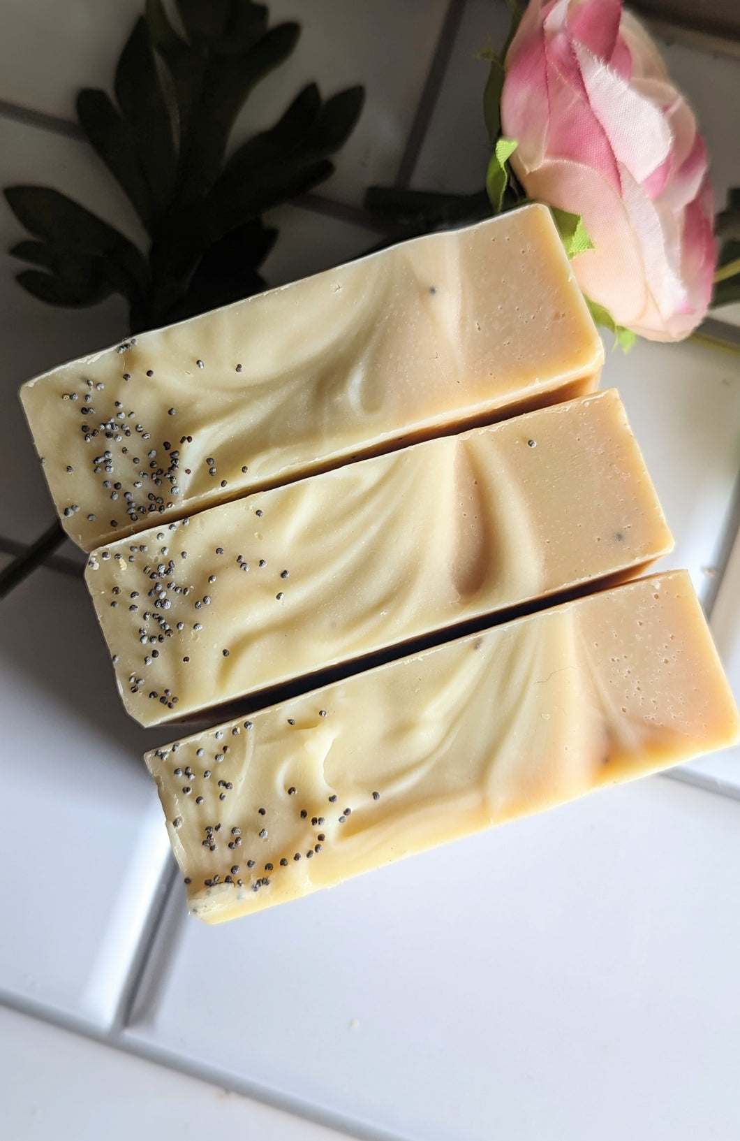 Lemon Poppy Seed-4.5 oz Bar of Goat Milk Soap- Lemon Essential oil Natural Lemon Fragrance