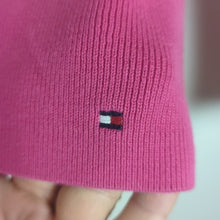 Load image into Gallery viewer, 2004 Tommy Hilfinger Y2K Cropped Preppy Tight Knit Sweater Pink Women&#39;s Size L
